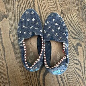 TOMS American USA Navy Star Canvas Slip-Ons